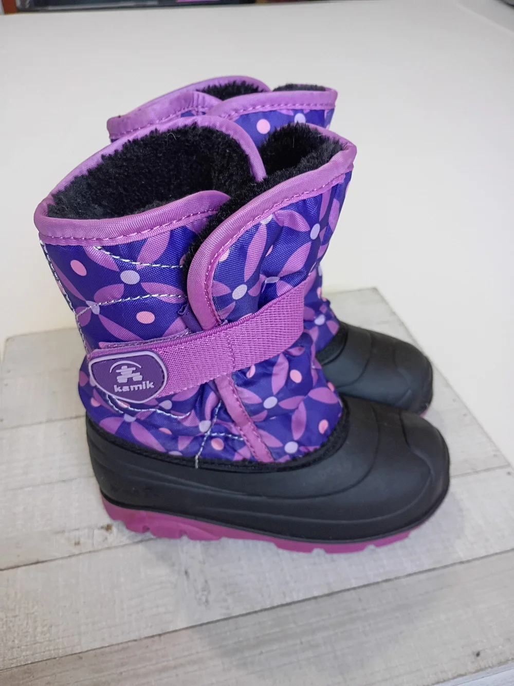 Kamik Snowbug 4 Toddler Size 10 Waterproof Winter Snow Boots Purple Floral